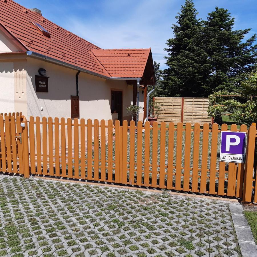 Gerendás Vendégház Sotony Esterno foto